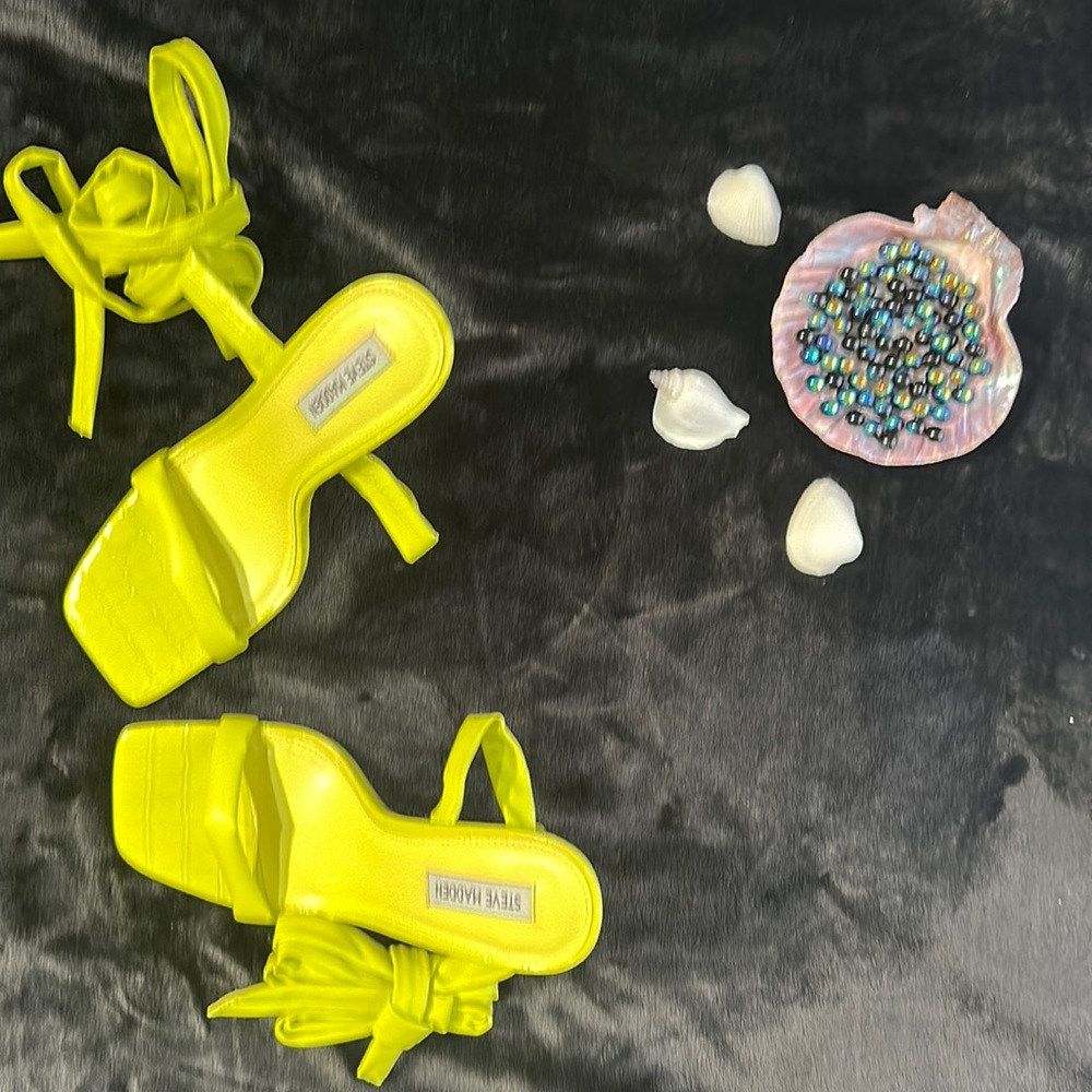 Steve Madden Women's Utilize Tie-up Dress Heel Sandals Lime Green Size 10M